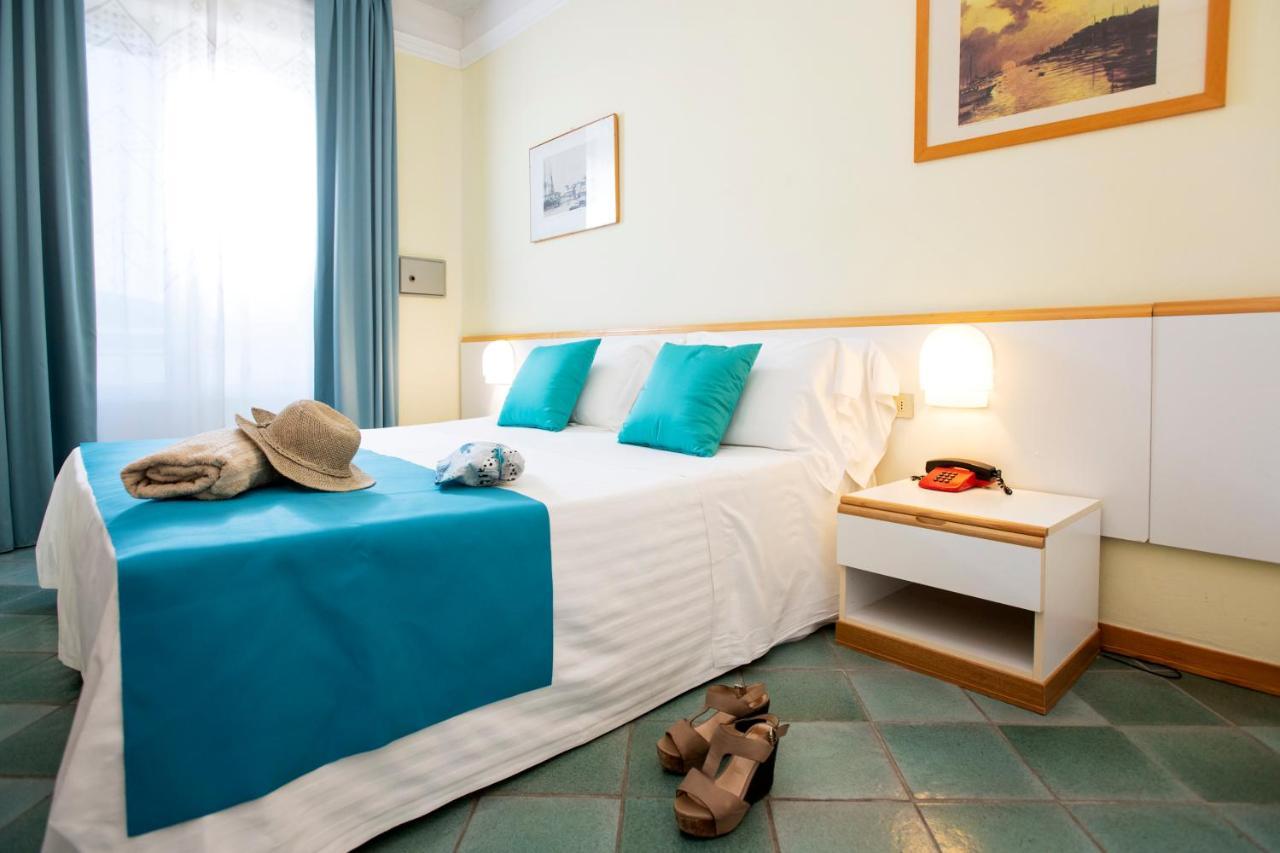 Hotel L'Approdo Castiglione della Pescaia Esterno foto