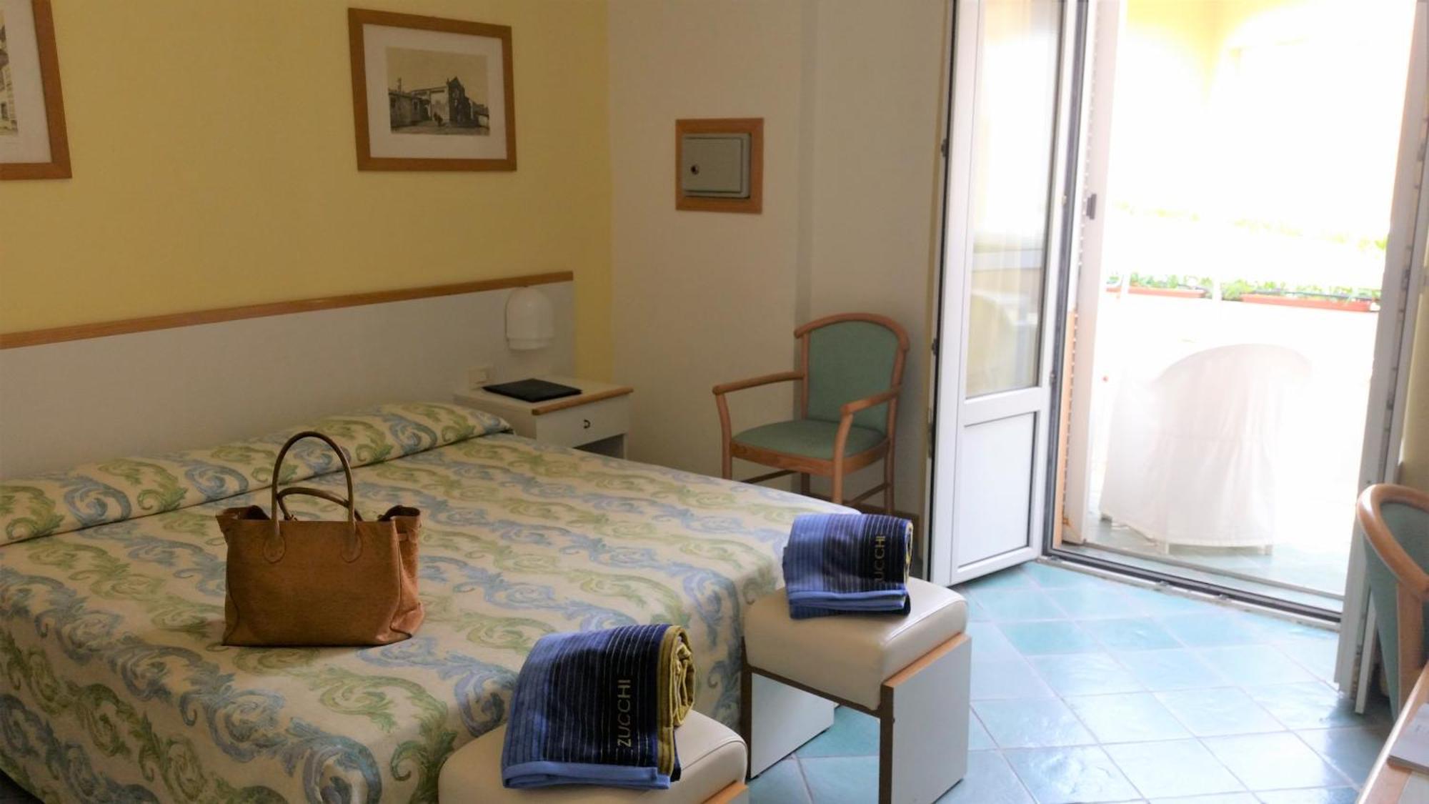 Hotel L'Approdo Castiglione della Pescaia Esterno foto